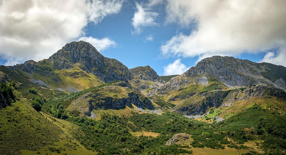 Paisaje montañoso de Asturias
